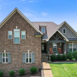 56 Harbor Point  Lebanon TN | 3 Bedroom  3 Bath  2669 sf