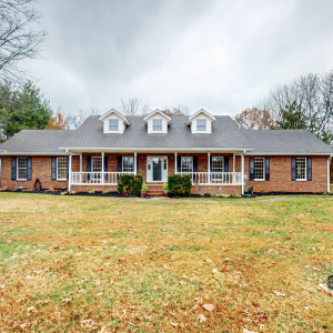 2201 Ewing Dr  Lebanon TN