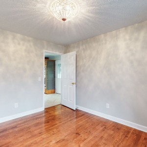 2201 Ewing Dr  Lebanon TN