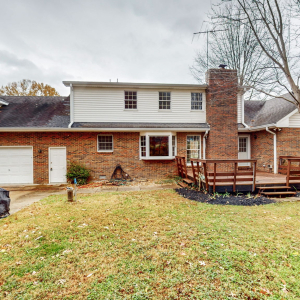 2201 Ewing Dr  Lebanon TN