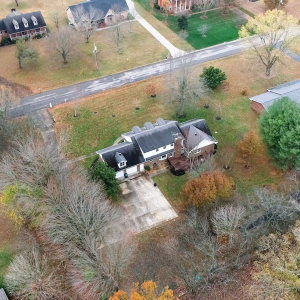 2201 Ewing Dr  Lebanon TN