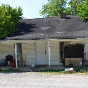 220 Comer Ln | McClanahan Auction220 Comer Ln