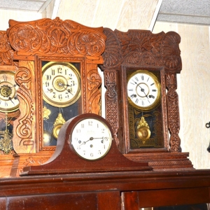 Mantle Clocks | Ansonia Metal Mantle Clock and Other Mantle ClocksReynolds Absolute Auction