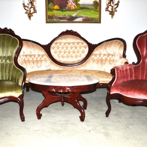 Victorian Parlor Set | Victorian Sofa, Ladies  Chair and Gents ChairReynolds Absolute Auction