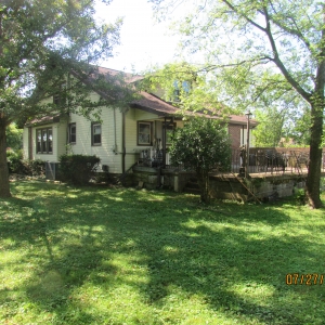 940 S Maple St Lebanon TN | 1.9 Acres  4 Bedroom Home