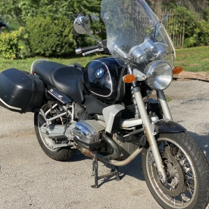BMW R1100 Motorcycle | 940  S Maple St  Lebanon TN Absolute Auction
