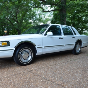 1997 Lincoln Town Car  18636 miles | 1997 Lincoln Town Car  18,636 miles