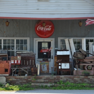 Tuckers Cross Roads Antiques | Estate Auction  September 26, 2020  6015 Trousdale Ferry Pike, Lebanon TN