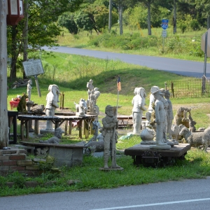 Tuckers Cross Roads Antiques | Estate Auction  September 26, 2020  6015 Trousdale Ferry Pike, Lebanon TN