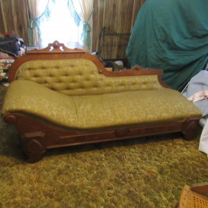 Tuckers Crossroads Antiques | Agee & Johnson  Absolute Auction