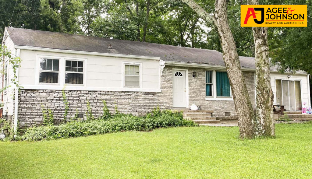 805 Westwood Dr • Lebanon TN