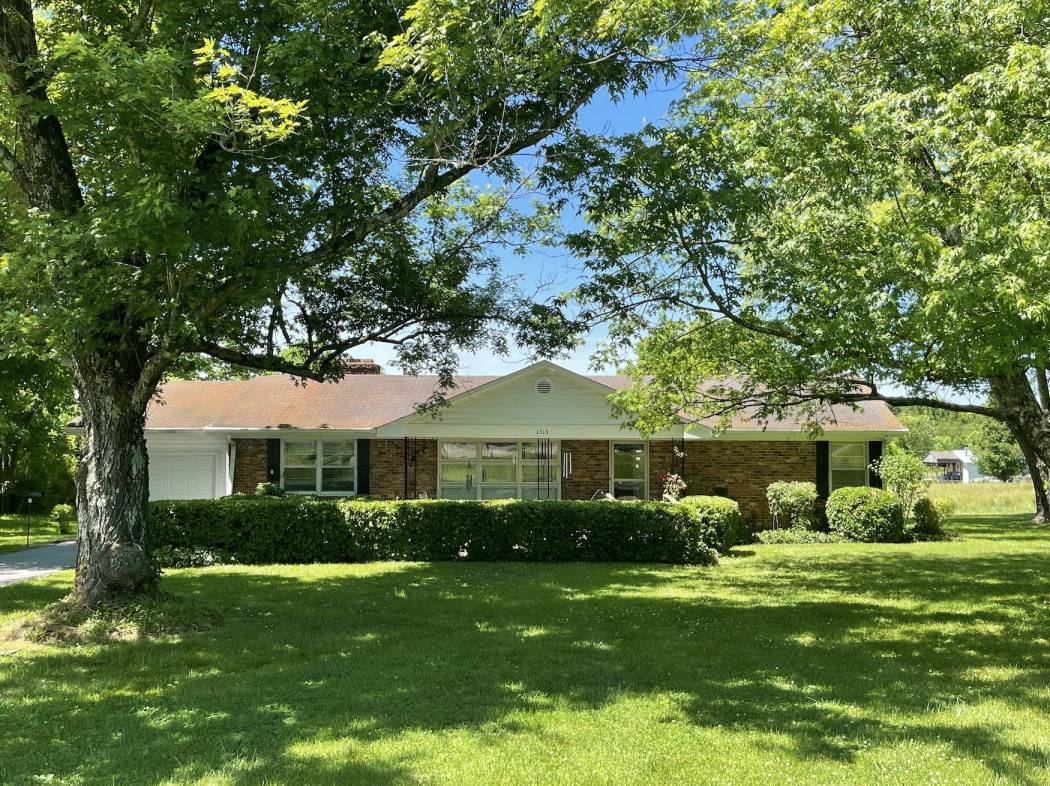 Agee & Johnson, Realty and Auction, Inc.